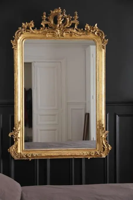 Appartement 5 Bdr, 10 Ppl Georgous Typical Parisian Flat Parijs