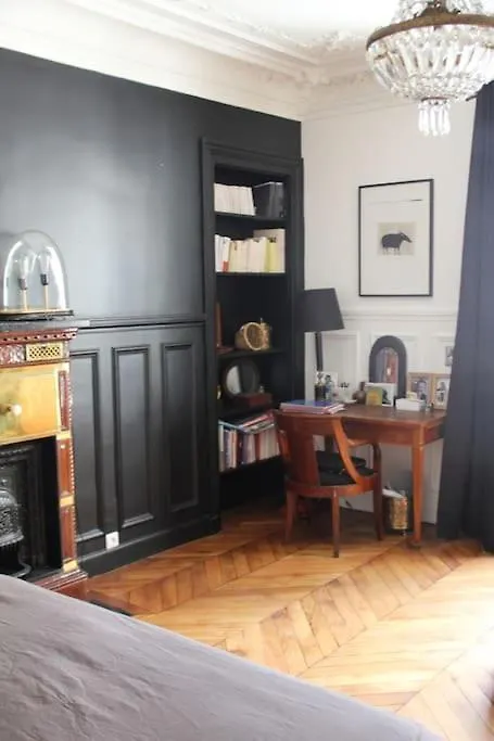 5 Bdr, 10 Ppl Georgous Typical Parisian Flat * Paris